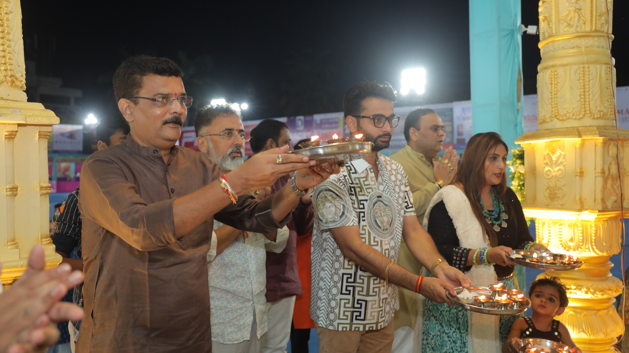 તા.૦૭-૧૦-૨૦૨૪ ના રોજ બારડોલીના લોટસ ગ્રુપ ખાતે નવરાત્રી ઉત્સવ ૨૦૨૪ નો ૫ મો દિવસ ઉજવાયો.